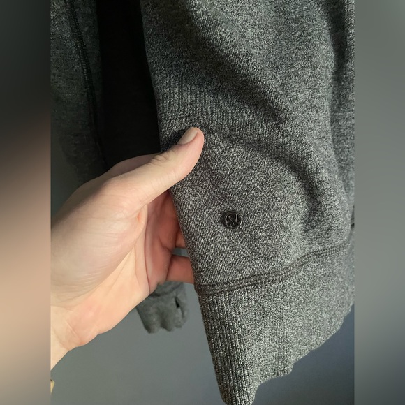 Lululemon Hug It Out Jacket in Heathered Speckled Black Womens Size 6 - Picture 6 of 6